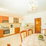 Family Friendly With A Swimming Pool Nedescina, Central Istria - Sredisnja Istra - 7455 Appartamento *